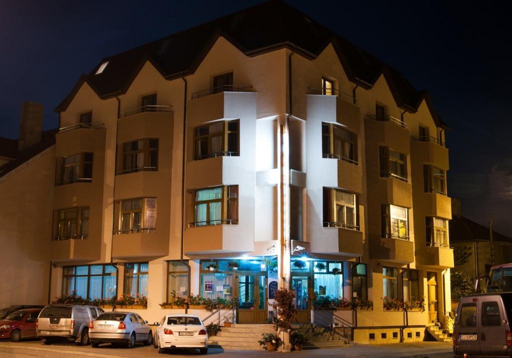 Hotel Cristal Cluj-Napoca Exterior photo